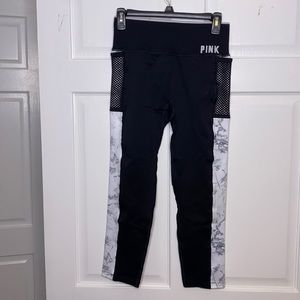 NEW: Victoria’s Secret PINK Cool & Comfy leggings with mesh pockets-Size Large